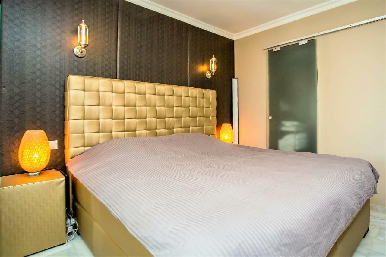 Luxury Villa With Swimming Pool And Jacuzzi Marbellac Extérieur photo