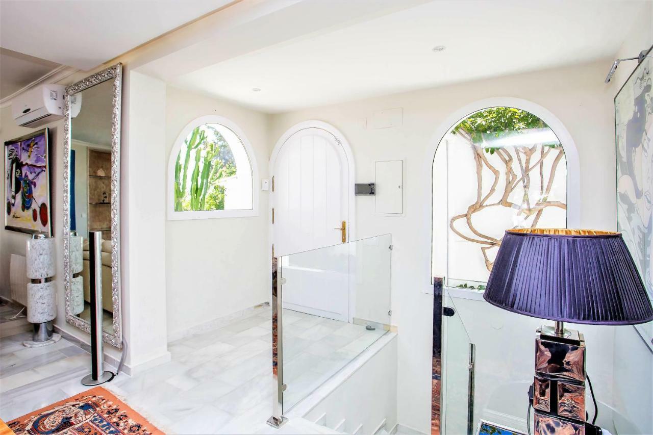 Luxury Villa With Swimming Pool And Jacuzzi Marbellac Extérieur photo